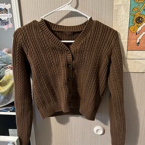 cropped brandy melville sweater